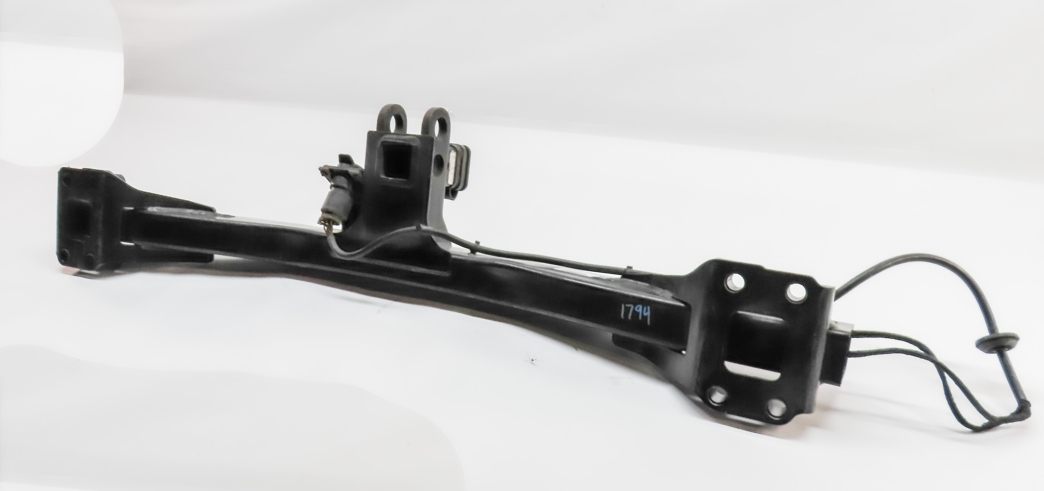 2007-2015 AUDI Q7 (4L) REAR TOWING TOW HITCH RECEIVER w/ WIRING HARNESS — exact item pictured